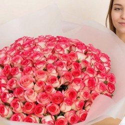 «101 розовая роза 55 см»